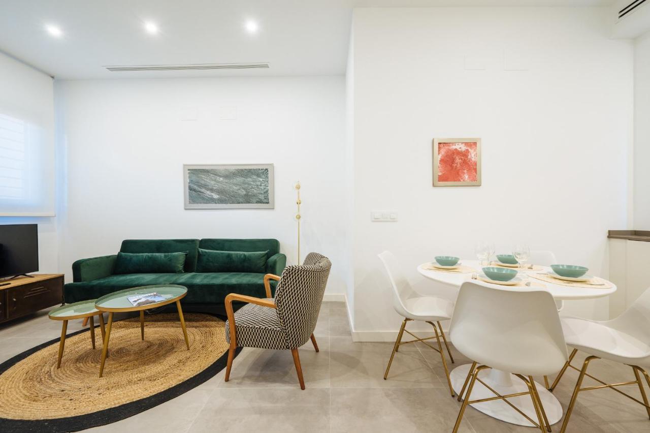 Appartamento Urban Pulses Nervion Siviglia Esterno foto