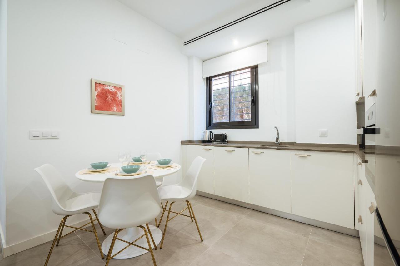 Appartamento Urban Pulses Nervion Siviglia Esterno foto